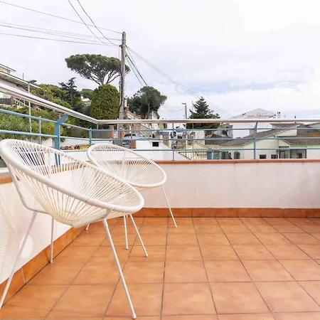 With Seaviews & Pool Bbq Casa vacanze *