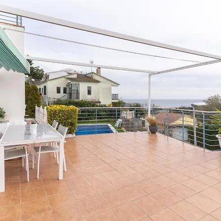 With Seaviews & Pool Bbq Casa vacanze Sant Pol De Mar